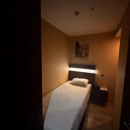 Park By Clover Nisantasi Harbiye Sisli 호텔 3*