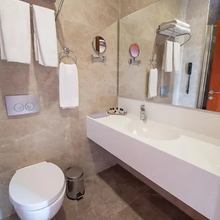 Hotel Park By Clover Nisantasi Harbiye Sisli 4*